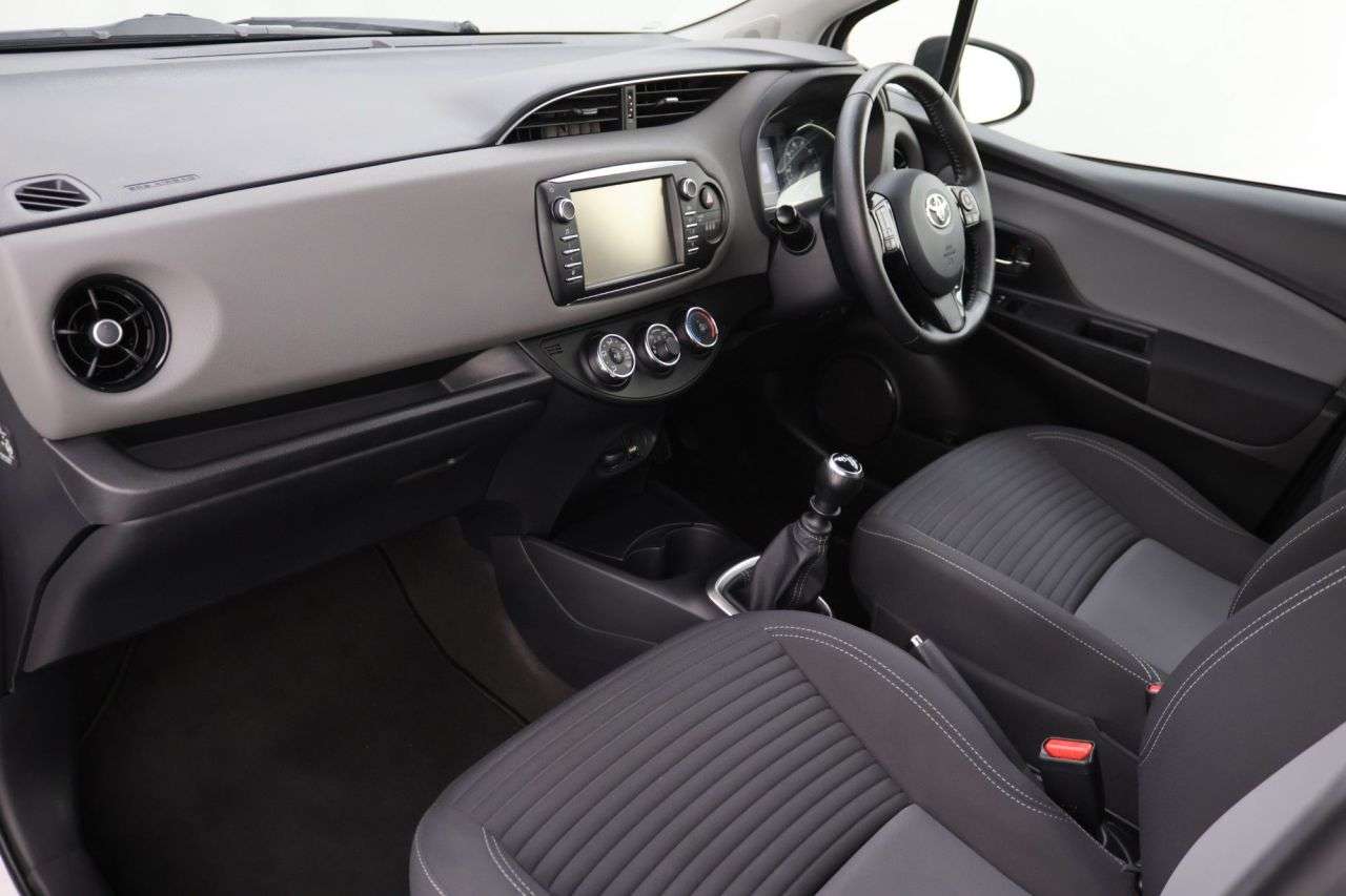 2019 TOYOTA YARIS 2019 TOYOTA YARIS