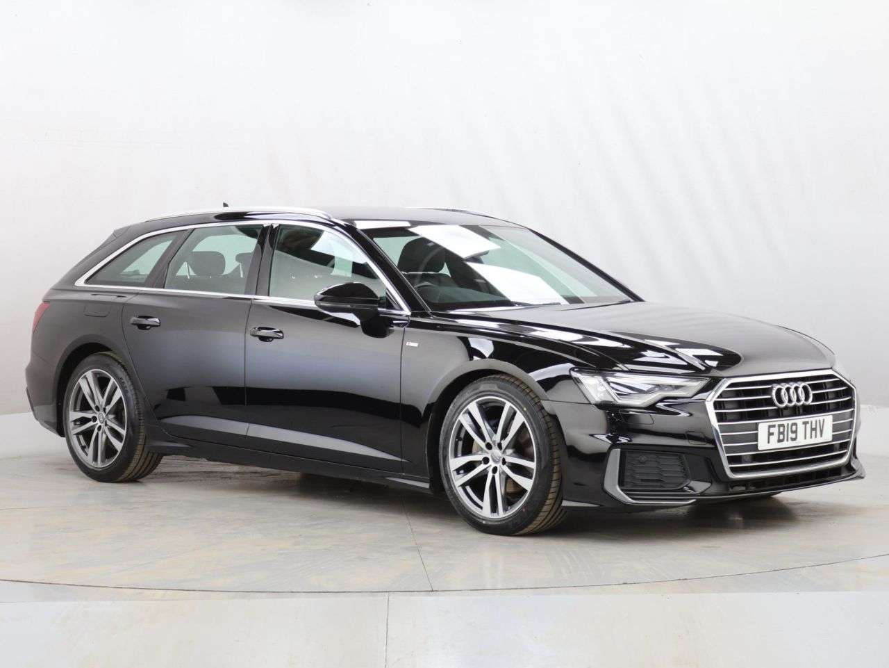 A 2019 AUDI A6 AVANT 2.0 TDI 40 S line Estate 5dr Diesel S Tronic Euro 6 (s/s) (204 ps) A 2019 AUDI A6 AVANT 2.0 TDI 40 S line Estate 5dr Diesel S Tronic Euro 6 (s/s) (204 ps)