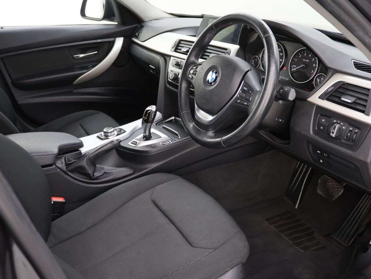 2017 BMW 3 SERIES 2017 BMW 3 SERIES