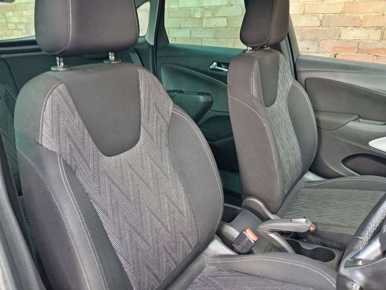 A 2020 VAUXHALL CROSSLAND X 1.2 Griffin SUV 5dr Petrol Manual Euro 6 (s/s) (83 ps) A 2020 VAUXHALL CROSSLAND X 1.2 Griffin SUV 5dr Petrol Manual Euro 6 (s/s) (83 ps)