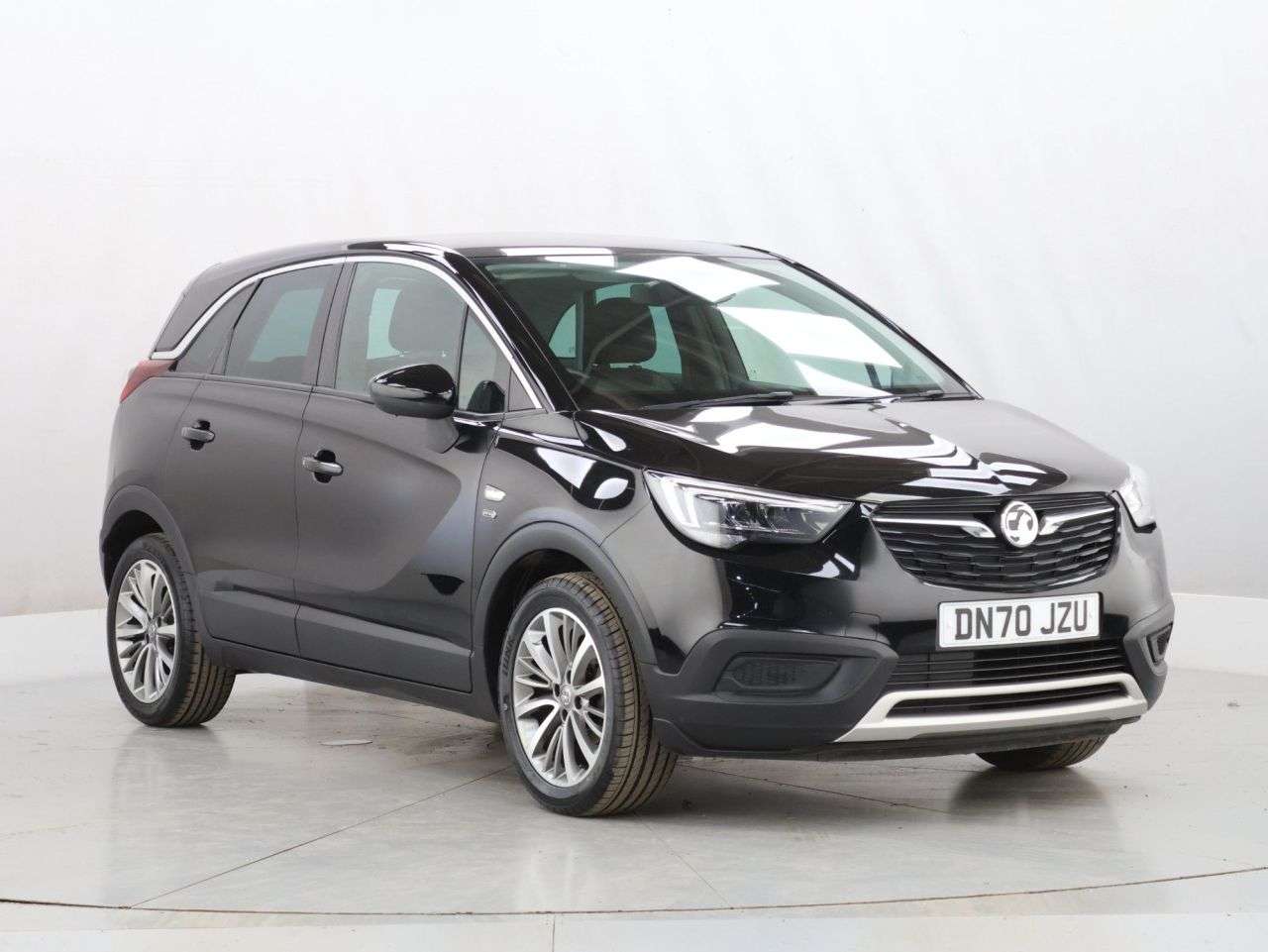 A 2020 VAUXHALL CROSSLAND X 1.2 Griffin SUV 5dr Petrol Manual Euro 6 (s/s) (83 ps) A 2020 VAUXHALL CROSSLAND X 1.2 Griffin SUV 5dr Petrol Manual Euro 6 (s/s) (83 ps)