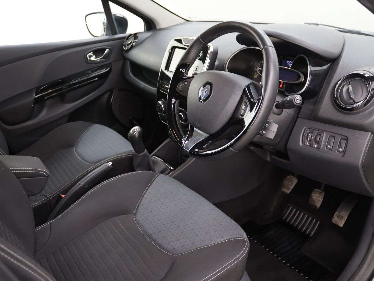 2014 RENAULT CLIO 2014 RENAULT CLIO