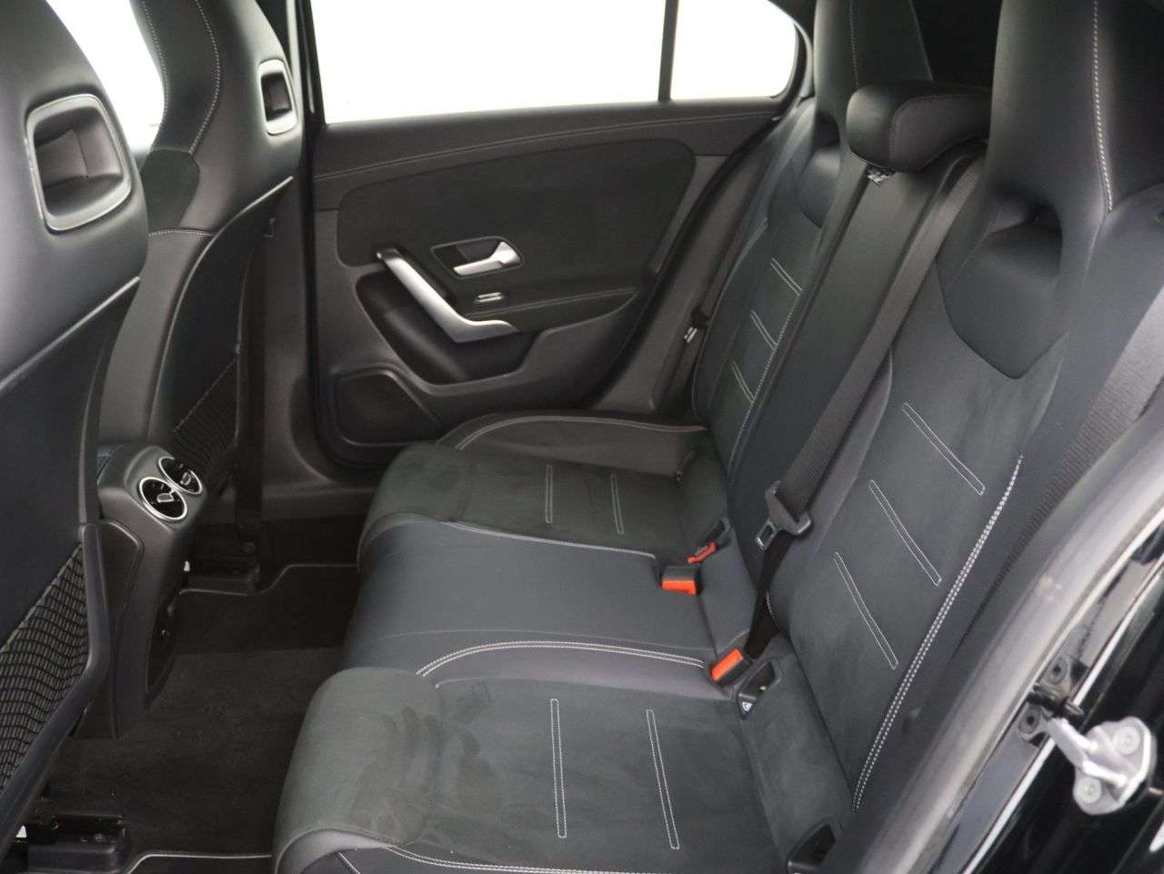 2021 MERCEDES-BENZ A CLASS 2021 MERCEDES-BENZ A CLASS