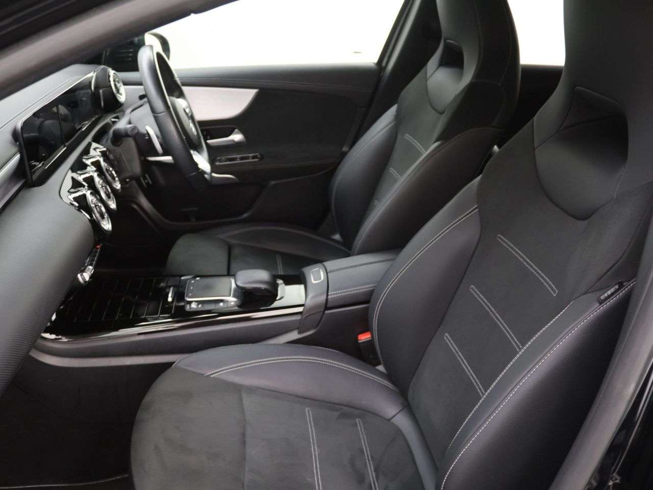 2021 MERCEDES-BENZ A CLASS 2021 MERCEDES-BENZ A CLASS