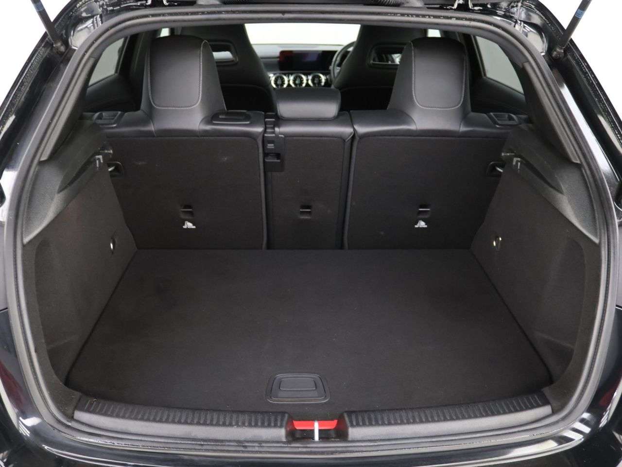 2021 MERCEDES-BENZ A CLASS 2021 MERCEDES-BENZ A CLASS