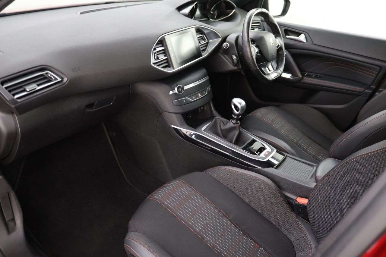 2019 PEUGEOT 308 2019 PEUGEOT 308