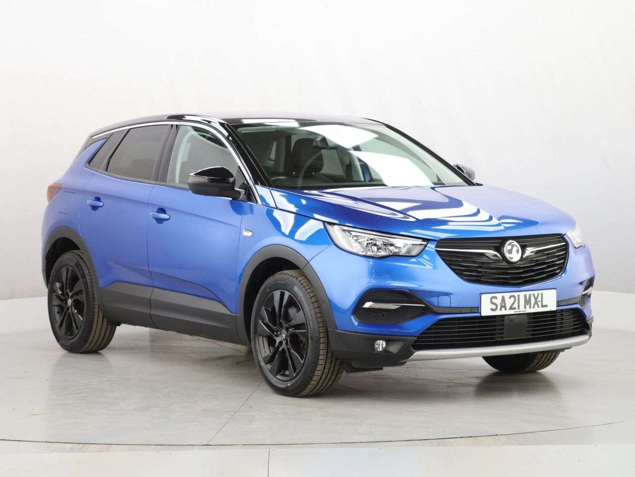 A 2021 VAUXHALL GRANDLAND X 1.2 Turbo SRi Nav SUV 5dr Petrol Auto Euro 6 (s/s) (130 ps) A 2021 VAUXHALL GRANDLAND X 1.2 Turbo SRi Nav SUV 5dr Petrol Auto Euro 6 (s/s) (130 ps)