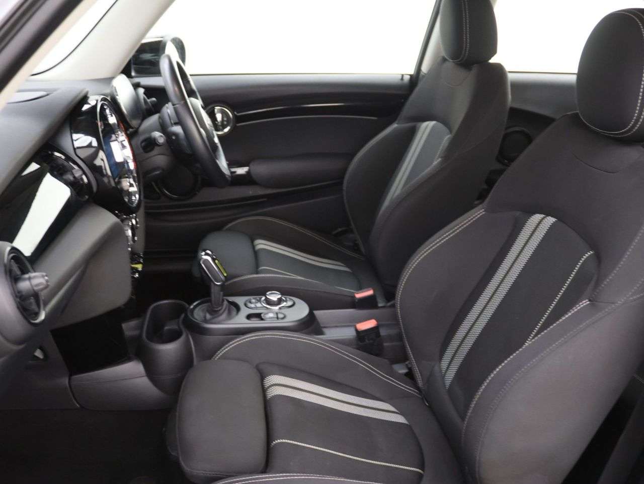 2021 MINI ELECTRIC HATCH 2021 MINI ELECTRIC HATCH