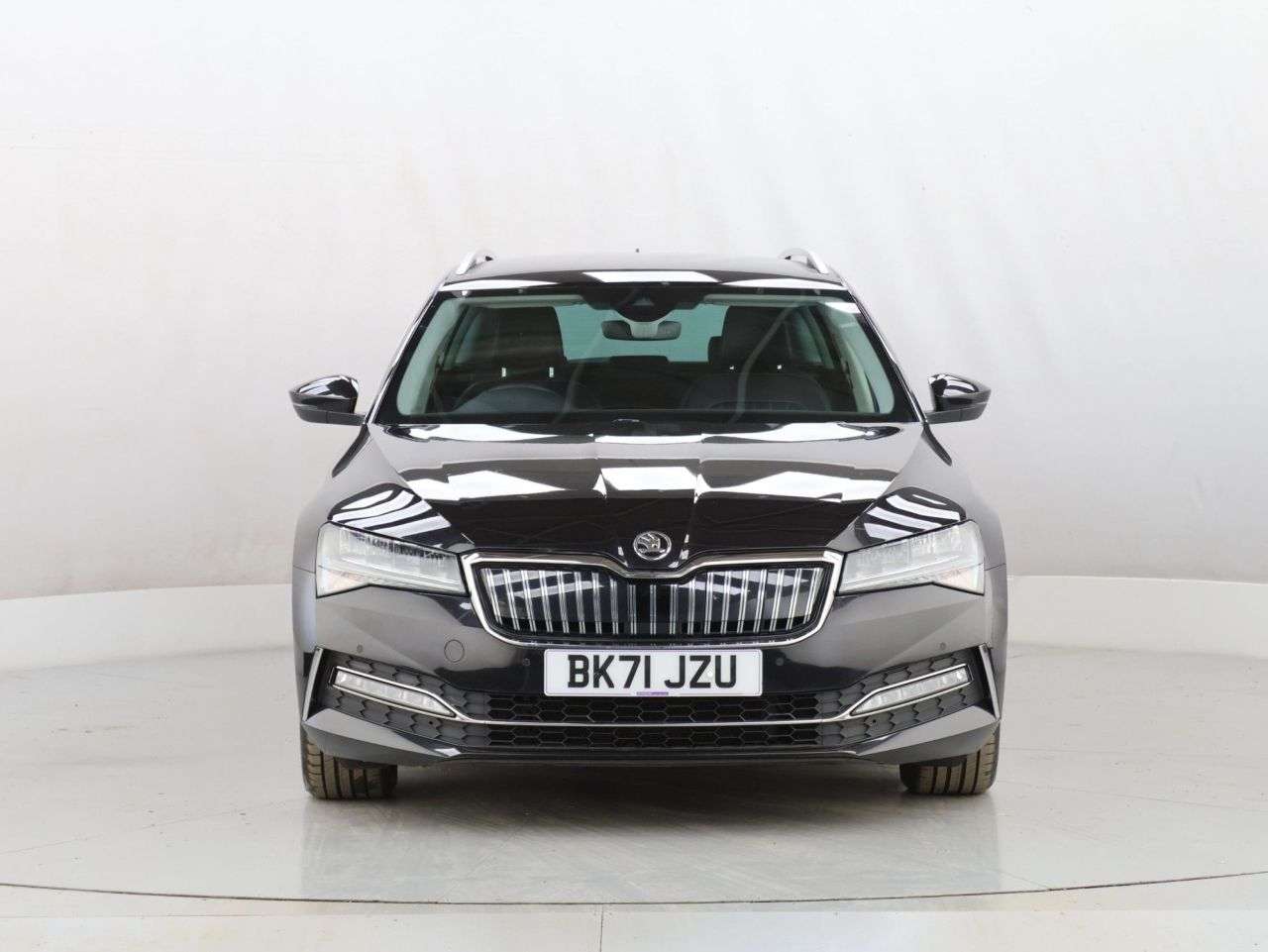 A 2021 SKODA SUPERB 1.4 TSI iV 13kWh SE Technology Estate 5dr Petrol Plug-in Hybrid DSG Euro 6 A 2021 SKODA SUPERB 1.4 TSI iV 13kWh SE Technology Estate 5dr Petrol Plug-in Hybrid DSG Euro 6