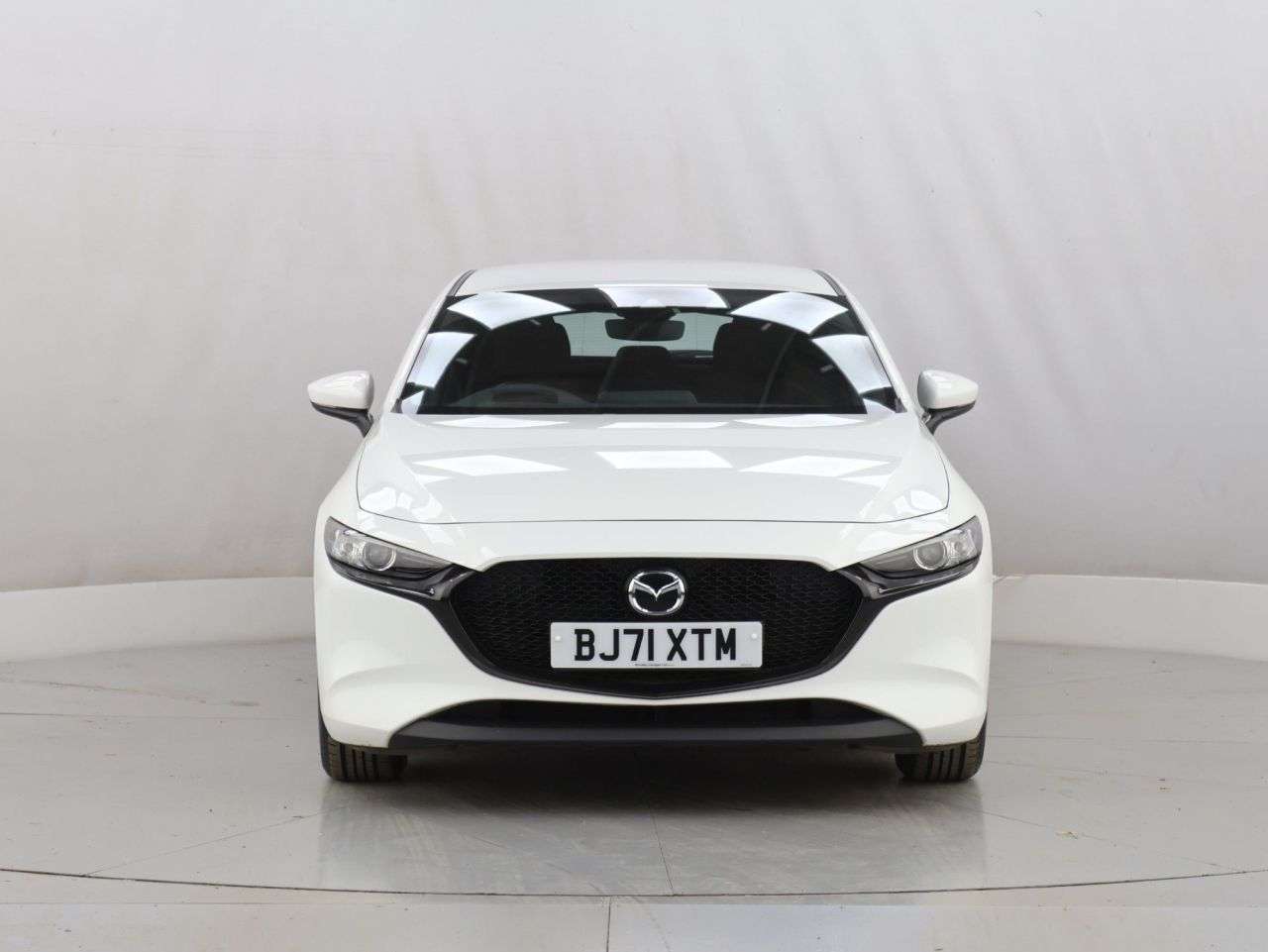 A 2021 MAZDA MAZDA3 2.0 e-SKYACTIV-G MHEV SE-L Hatchback 5dr Petrol Manual Euro 6 (s/s) (122 ps A 2021 MAZDA MAZDA3 2.0 e-SKYACTIV-G MHEV SE-L Hatchback 5dr Petrol Manual Euro 6 (s/s) (122 ps