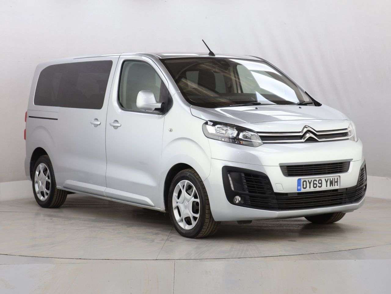A 2019 CITROEN SPACETOURER 1.5 BlueHDi Feel M MPV 5dr Diesel Manual MWB Euro 6 (s/s) (120 ps) A 2019 CITROEN SPACETOURER 1.5 BlueHDi Feel M MPV 5dr Diesel Manual MWB Euro 6 (s/s) (120 ps)