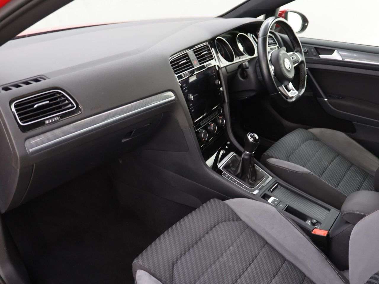 2019 VOLKSWAGEN GOLF 2019 VOLKSWAGEN GOLF