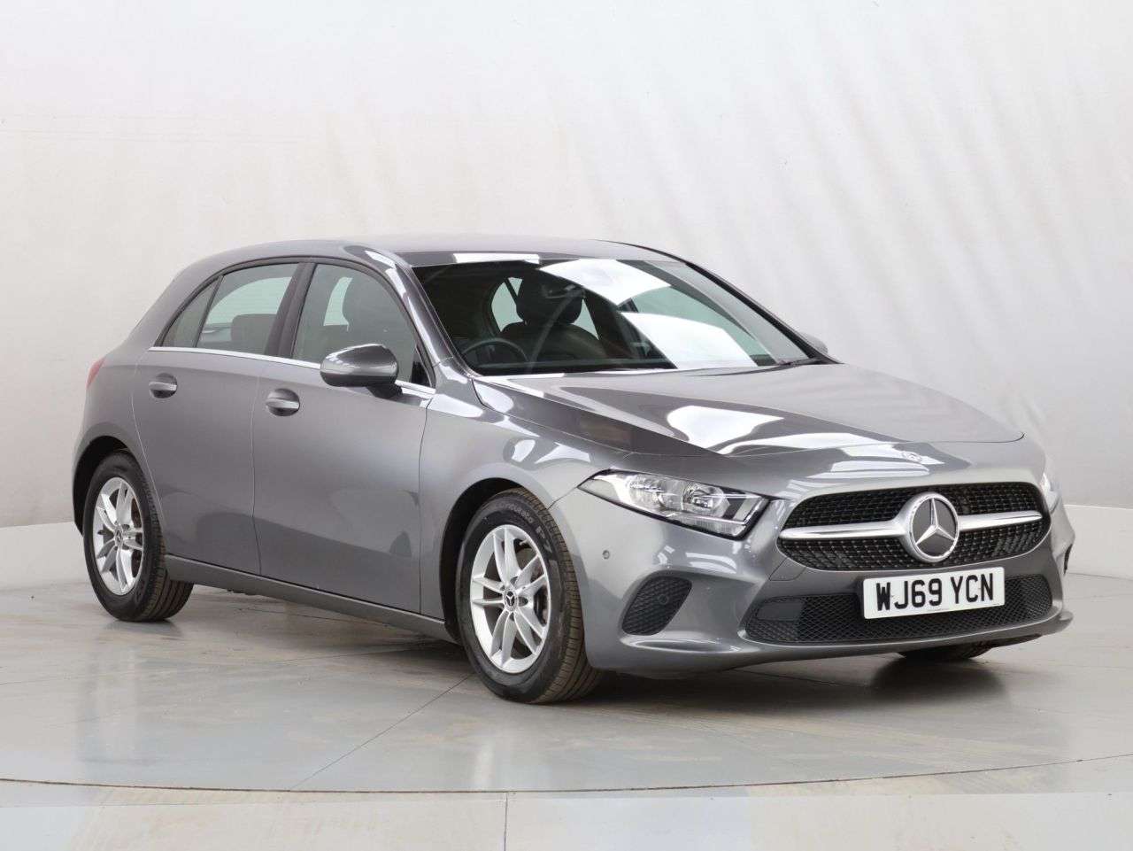 A 2019 MERCEDES-BENZ A CLASS 1.5 A180d SE (Executive) Hatchback 5dr Diesel 7G-DCT Euro 6 (s/s) (116 ps) A 2019 MERCEDES-BENZ A CLASS 1.5 A180d SE (Executive) Hatchback 5dr Diesel 7G-DCT Euro 6 (s/s) (116 ps)