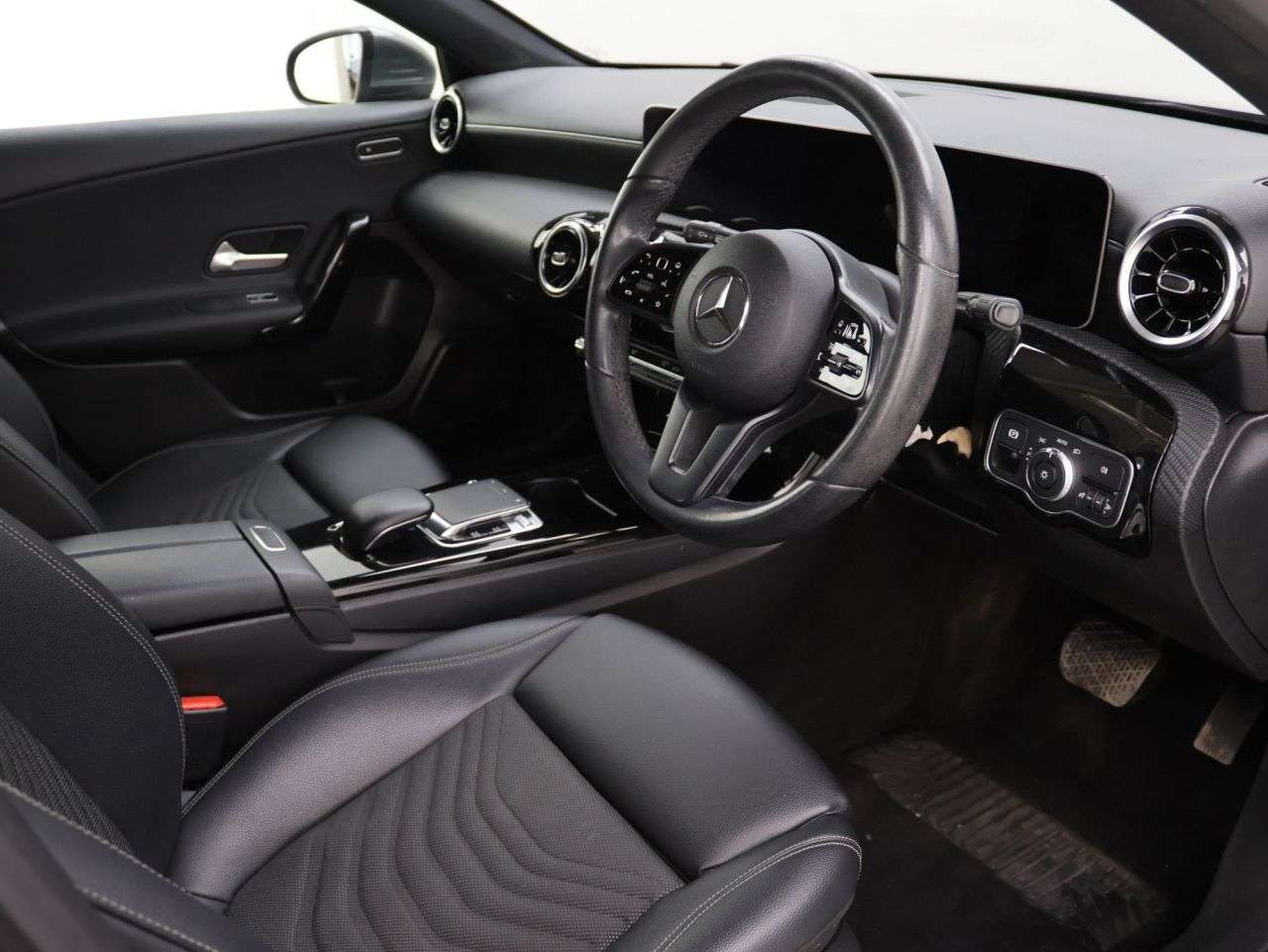2019 MERCEDES-BENZ A CLASS 2019 MERCEDES-BENZ A CLASS
