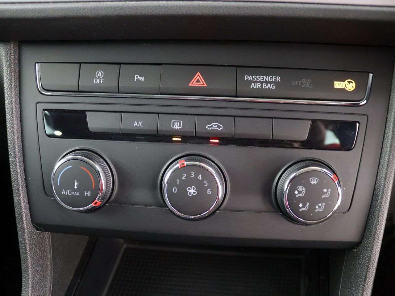 2019 SEAT LEON 2019 SEAT LEON