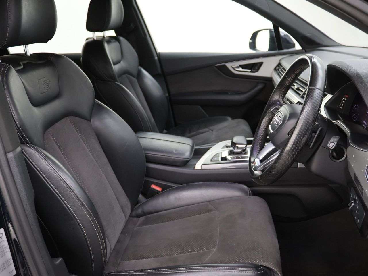 2017 AUDI Q7 2017 AUDI Q7