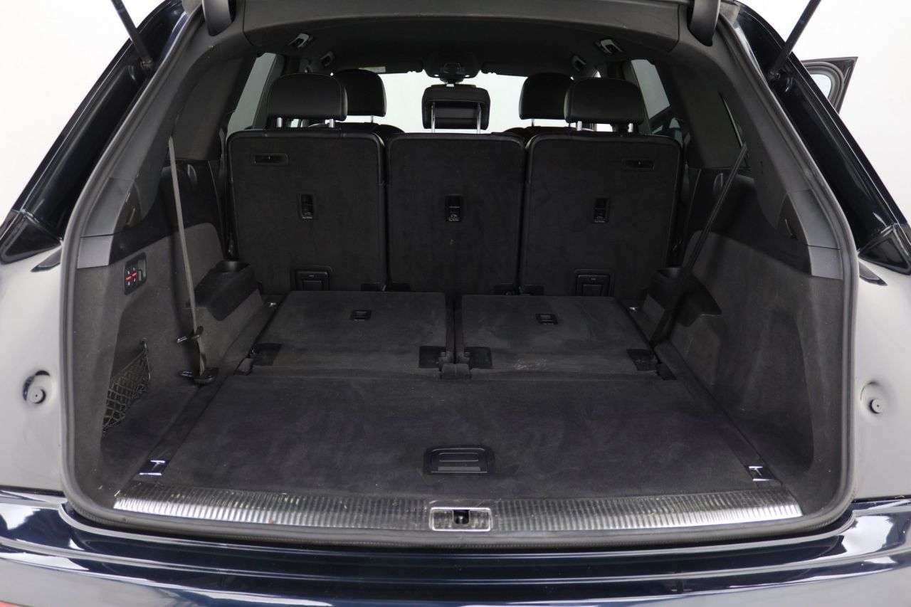 2017 AUDI Q7 2017 AUDI Q7