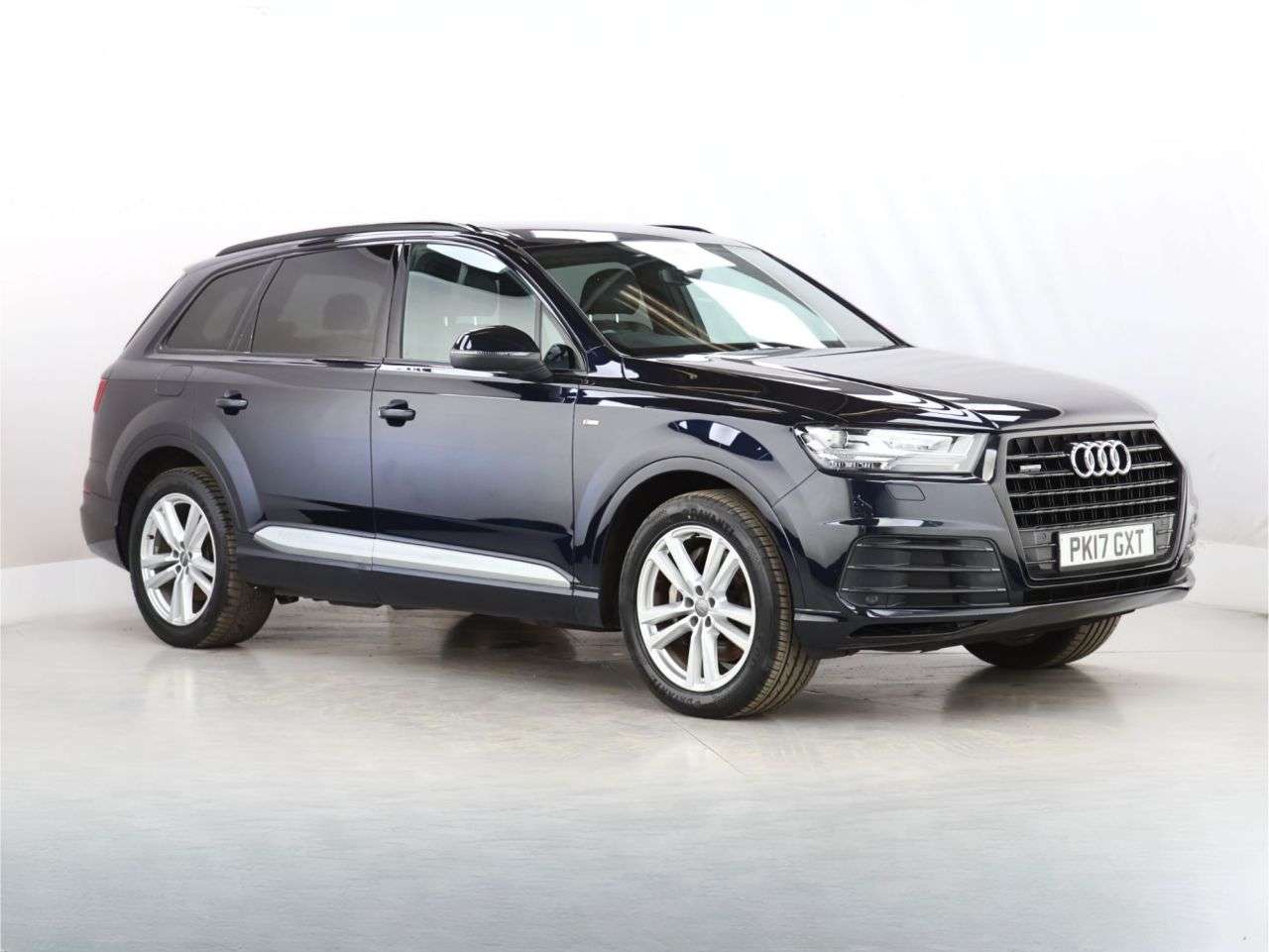 A 2017 AUDI Q7 3.0 TDI V6 S line SUV 5dr Diesel Tiptronic quattro Euro 6 (s/s) (272 ps) A 2017 AUDI Q7 3.0 TDI V6 S line SUV 5dr Diesel Tiptronic quattro Euro 6 (s/s) (272 ps)