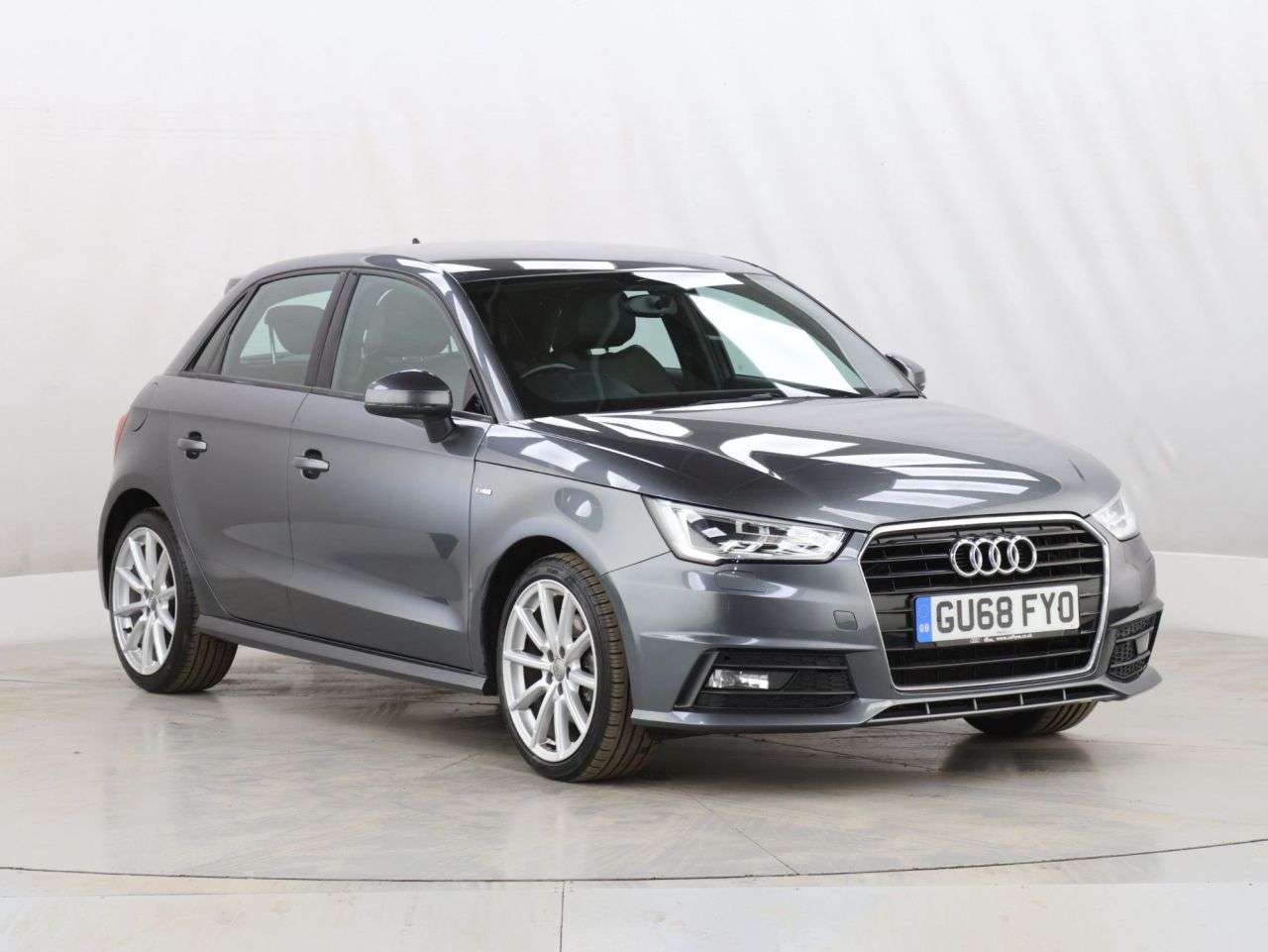 A 2018 AUDI A1 1.6 TDI S line Sportback 5dr Diesel Manual Euro 6 (s/s) (Nav) (116 ps) A 2018 AUDI A1 1.6 TDI S line Sportback 5dr Diesel Manual Euro 6 (s/s) (Nav) (116 ps)