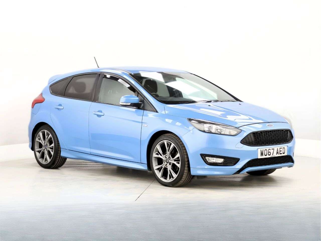 A 2017 FORD FOCUS 1.5T EcoBoost ST-Line Hatchback 5dr Petrol Manual Euro 6 (s/s) (150 ps) A 2017 FORD FOCUS 1.5T EcoBoost ST-Line Hatchback 5dr Petrol Manual Euro 6 (s/s) (150 ps)