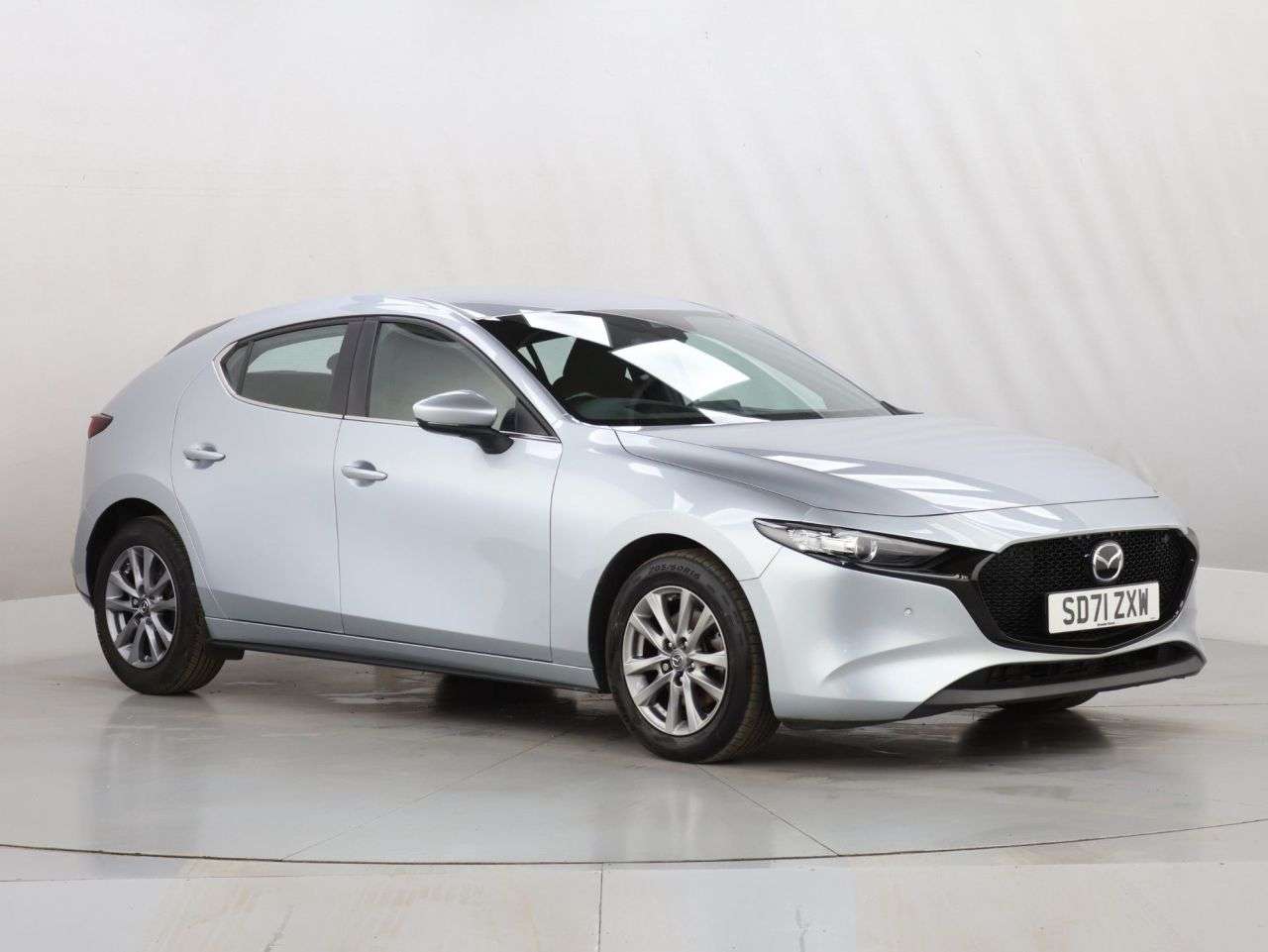 A 2021 MAZDA MAZDA3 2.0 e-SKYACTIV-G MHEV SE-L Lux Hatchback 5dr Petrol Manual Euro 6 (s/s) (12 A 2021 MAZDA MAZDA3 2.0 e-SKYACTIV-G MHEV SE-L Lux Hatchback 5dr Petrol Manual Euro 6 (s/s) (12