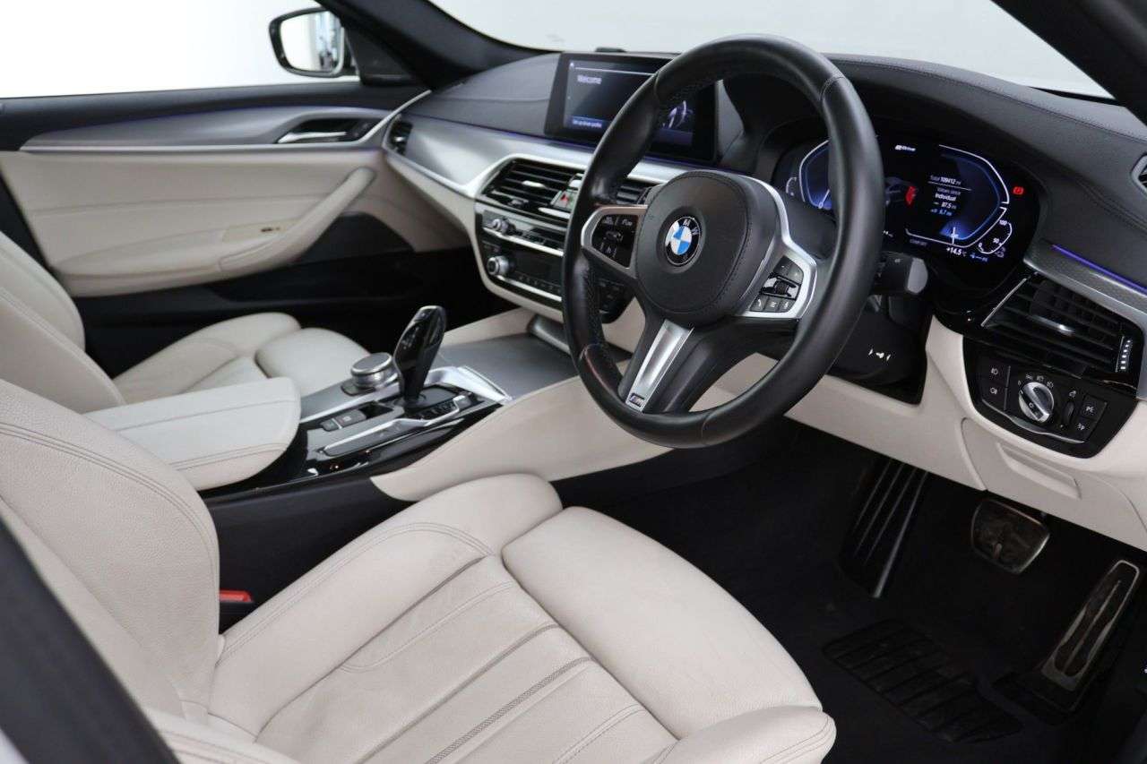 2020 BMW 5 SERIES 2020 BMW 5 SERIES