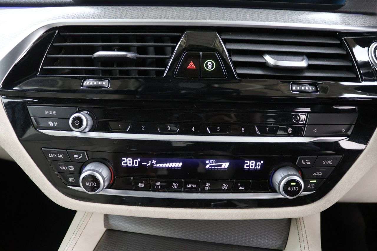 2020 BMW 5 SERIES 2020 BMW 5 SERIES