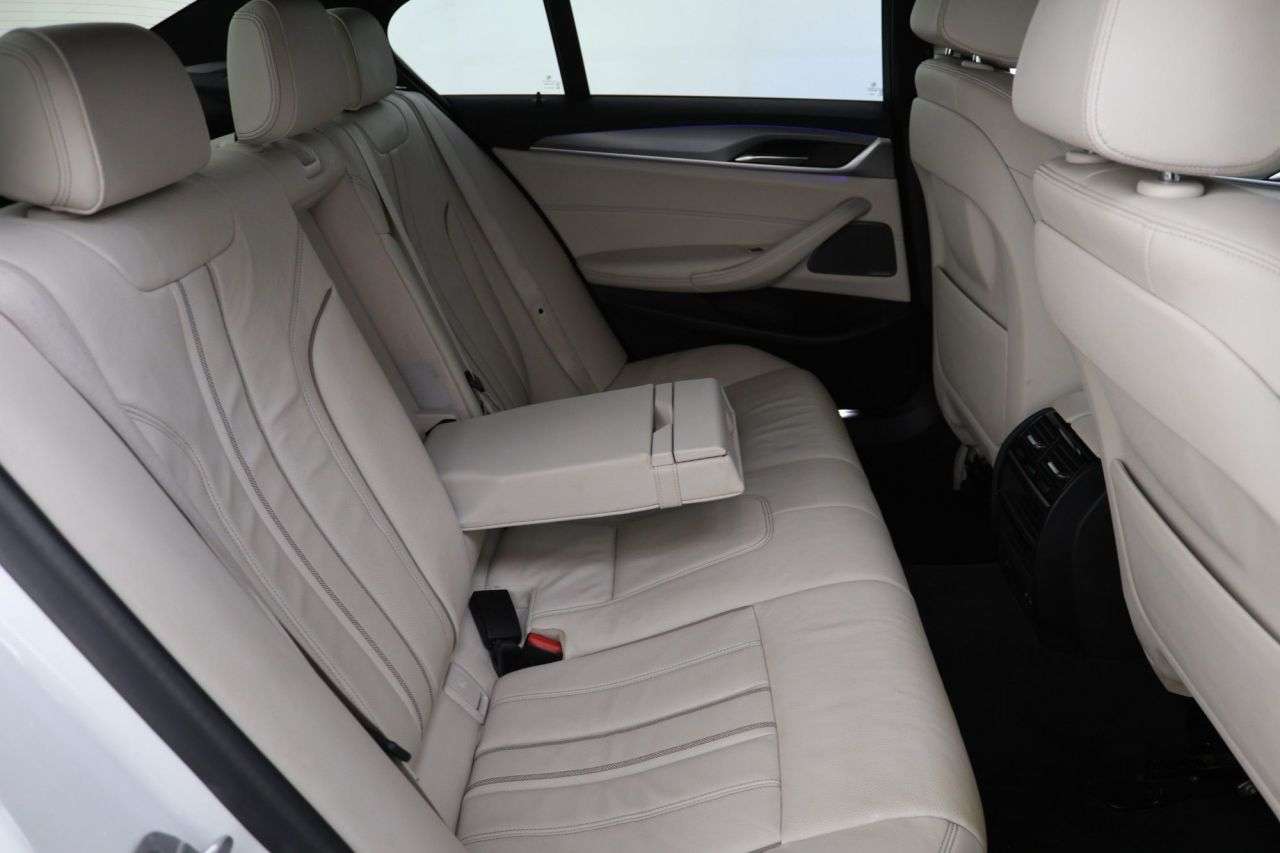 2020 BMW 5 SERIES 2020 BMW 5 SERIES