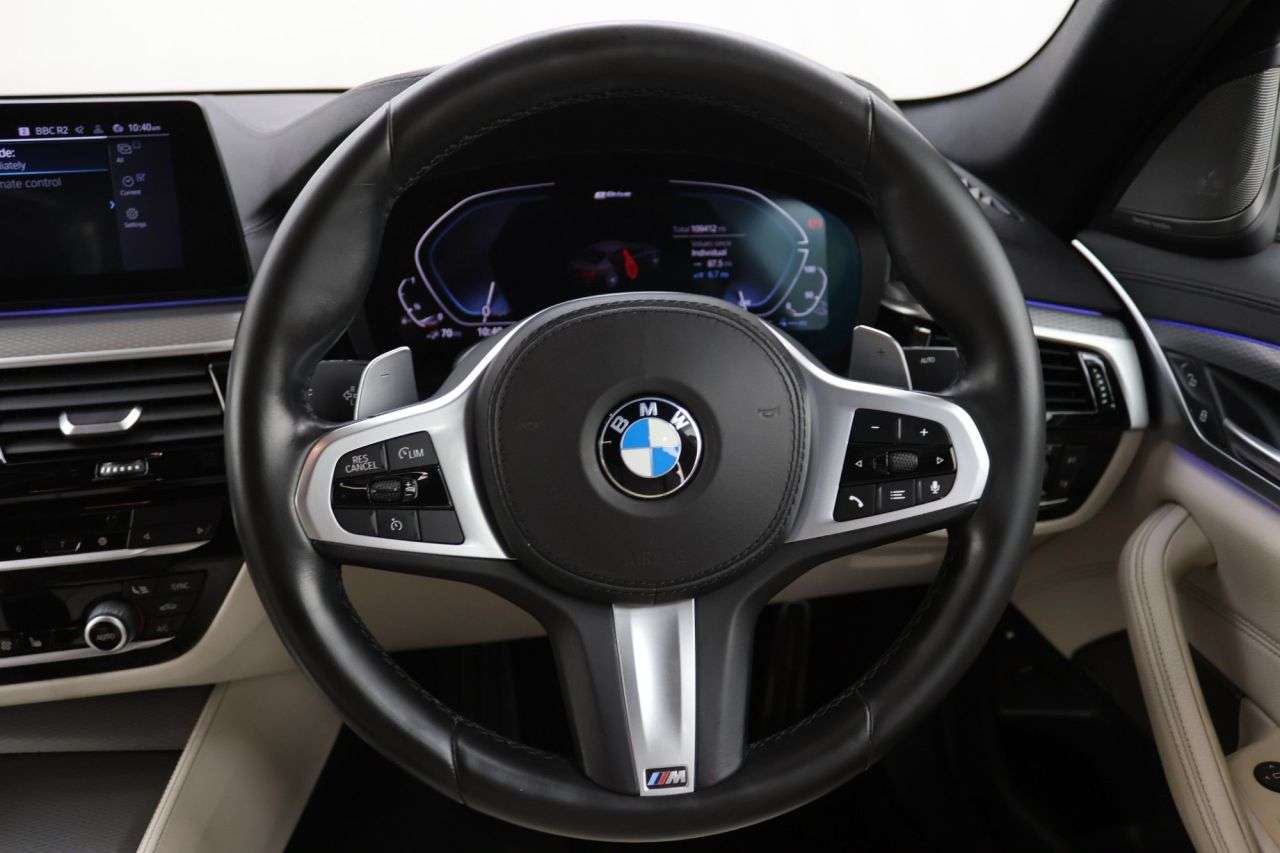 2020 BMW 5 SERIES 2020 BMW 5 SERIES