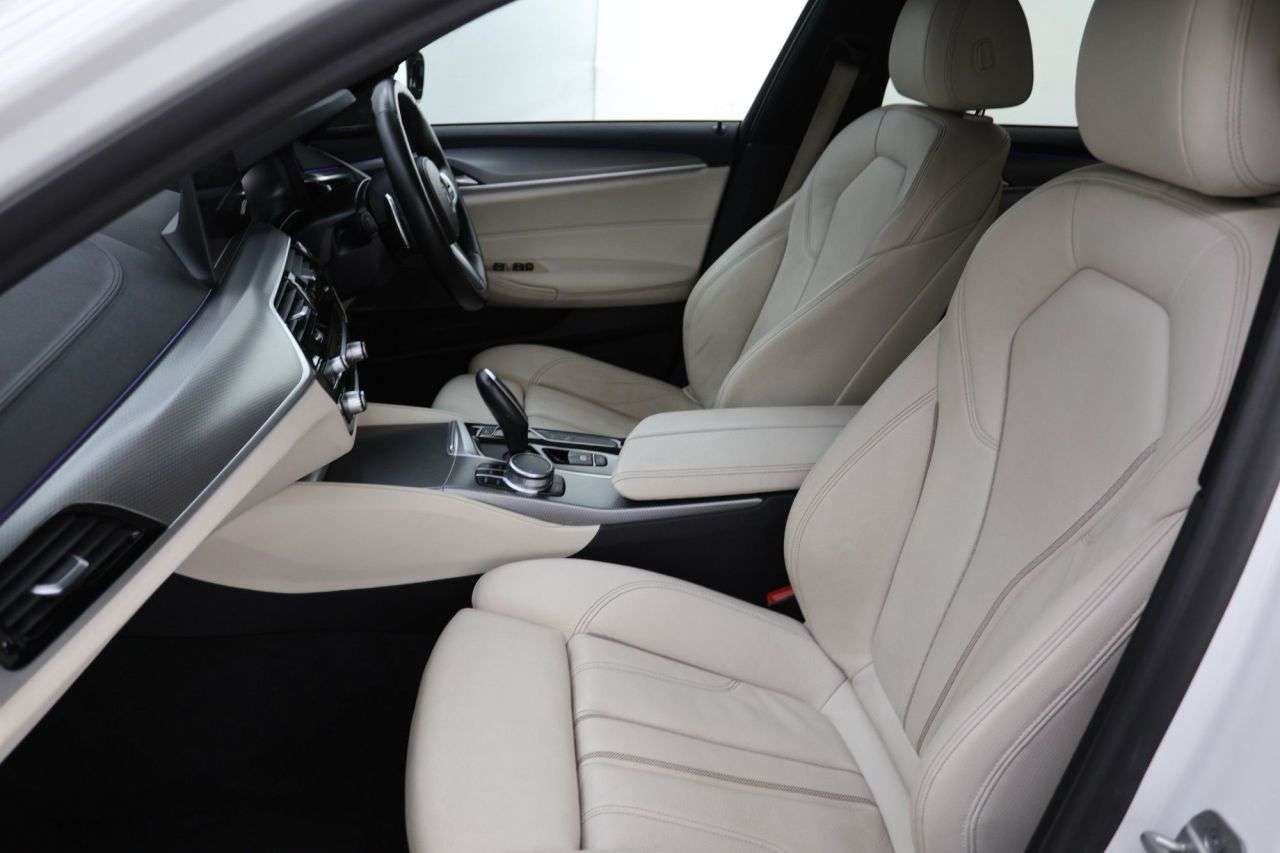 2020 BMW 5 SERIES 2020 BMW 5 SERIES