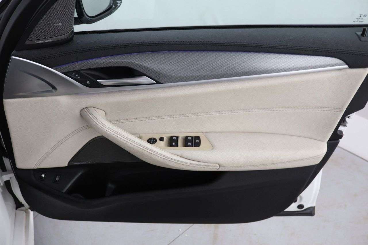 2020 BMW 5 SERIES 2020 BMW 5 SERIES