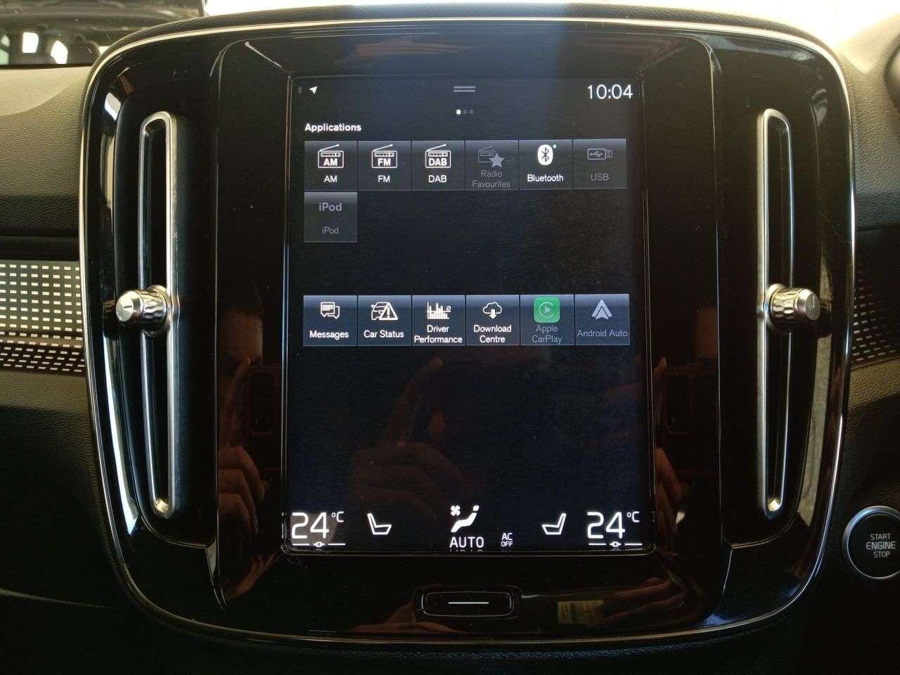 2019 VOLVO XC40 2019 VOLVO XC40