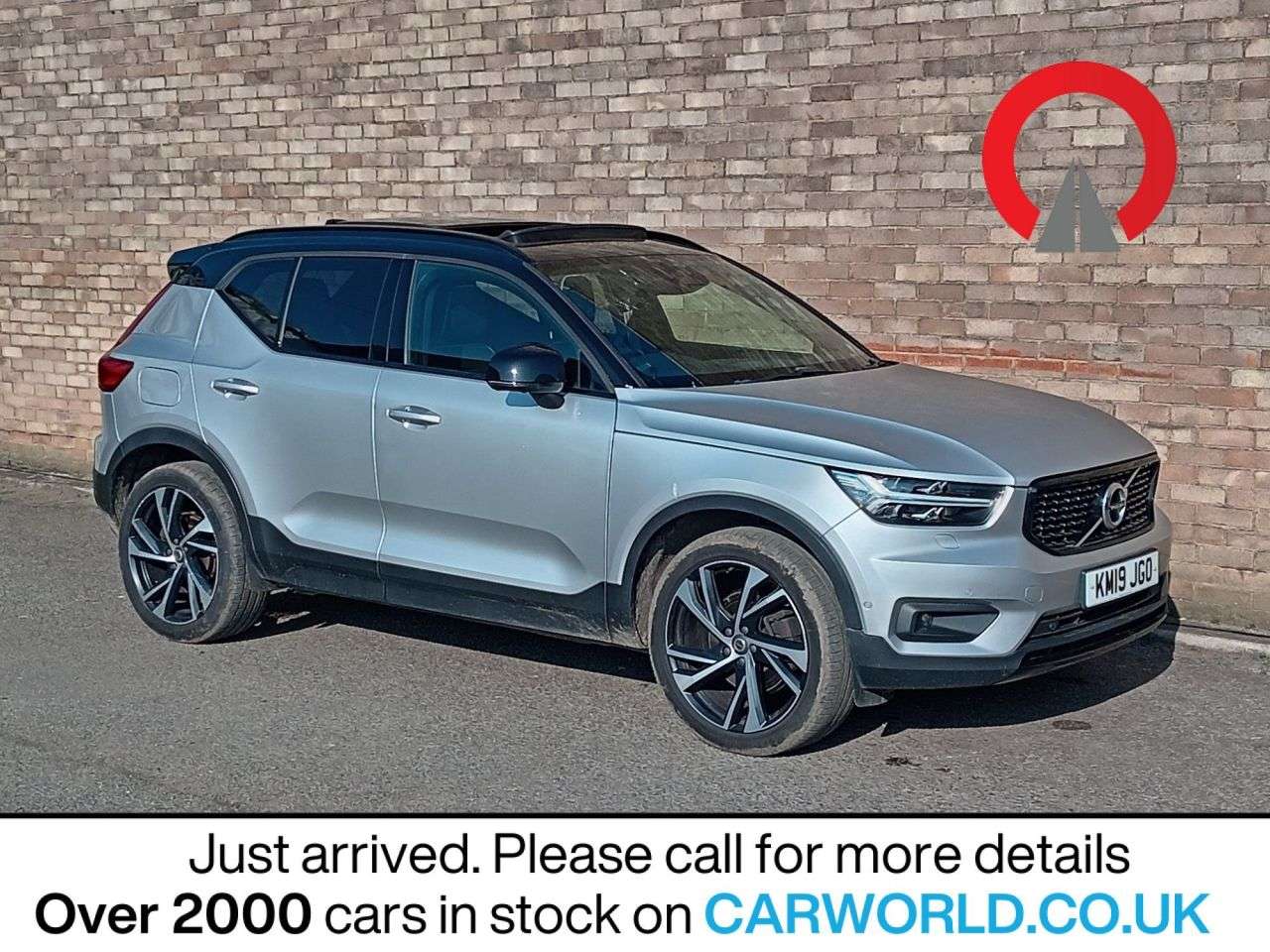 A 2019 VOLVO XC40 2.0 D4 R-Design Pro SUV 5dr Diesel Auto AWD Euro 6 (s/s) (190 ps) A 2019 VOLVO XC40 2.0 D4 R-Design Pro SUV 5dr Diesel Auto AWD Euro 6 (s/s) (190 ps)