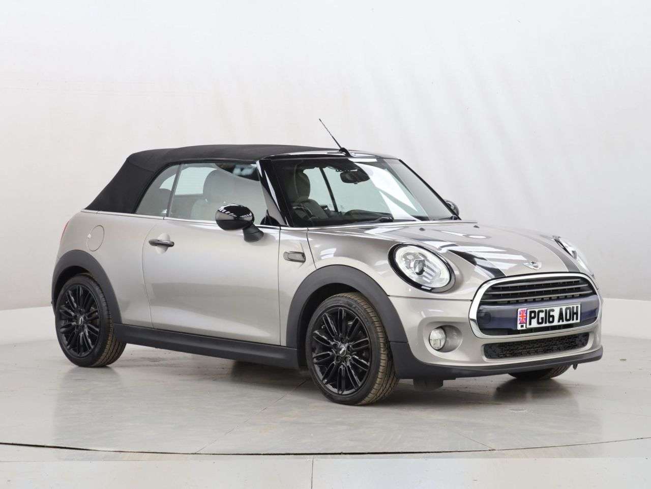 A 2016 MINI CONVERTIBLE 1.5 Cooper Convertible 2dr Petrol Manual Euro 6 (s/s) (136 ps) A 2016 MINI CONVERTIBLE 1.5 Cooper Convertible 2dr Petrol Manual Euro 6 (s/s) (136 ps)