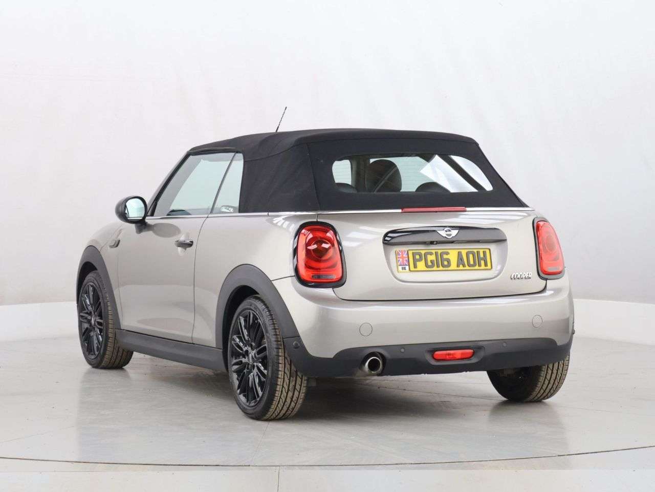 2016 MINI CONVERTIBLE 2016 MINI CONVERTIBLE