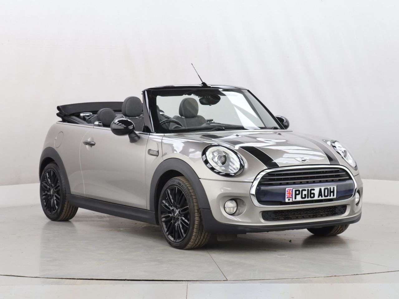 A 2016 MINI CONVERTIBLE 1.5 Cooper Convertible 2dr Petrol Manual Euro 6 (s/s) (136 ps) A 2016 MINI CONVERTIBLE 1.5 Cooper Convertible 2dr Petrol Manual Euro 6 (s/s) (136 ps)