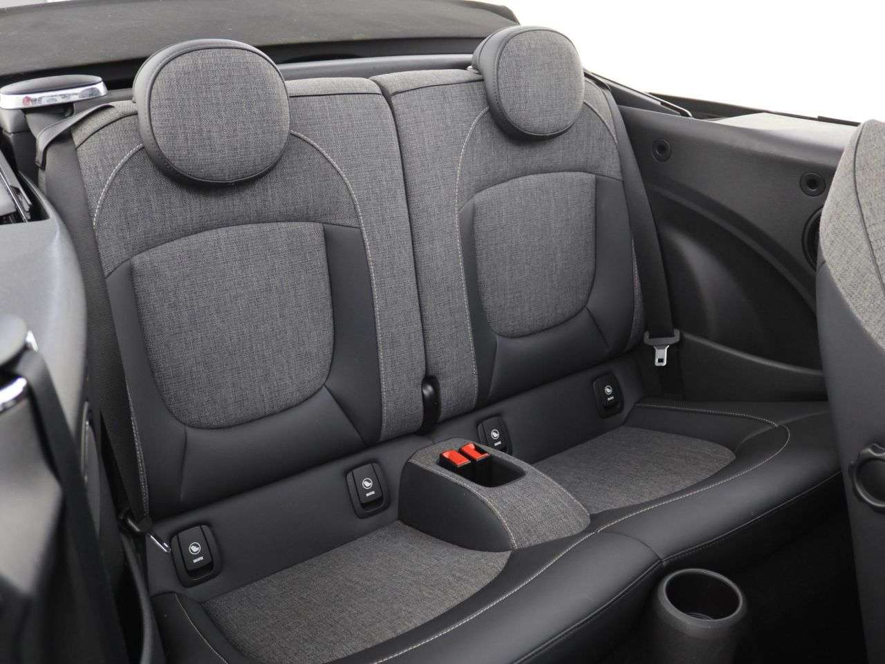 2016 MINI CONVERTIBLE 2016 MINI CONVERTIBLE