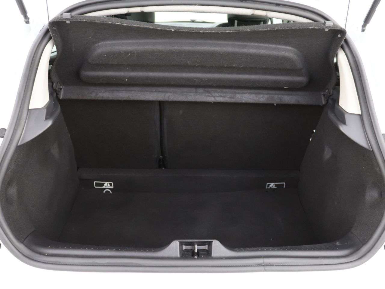 2017 RENAULT CLIO 2017 RENAULT CLIO