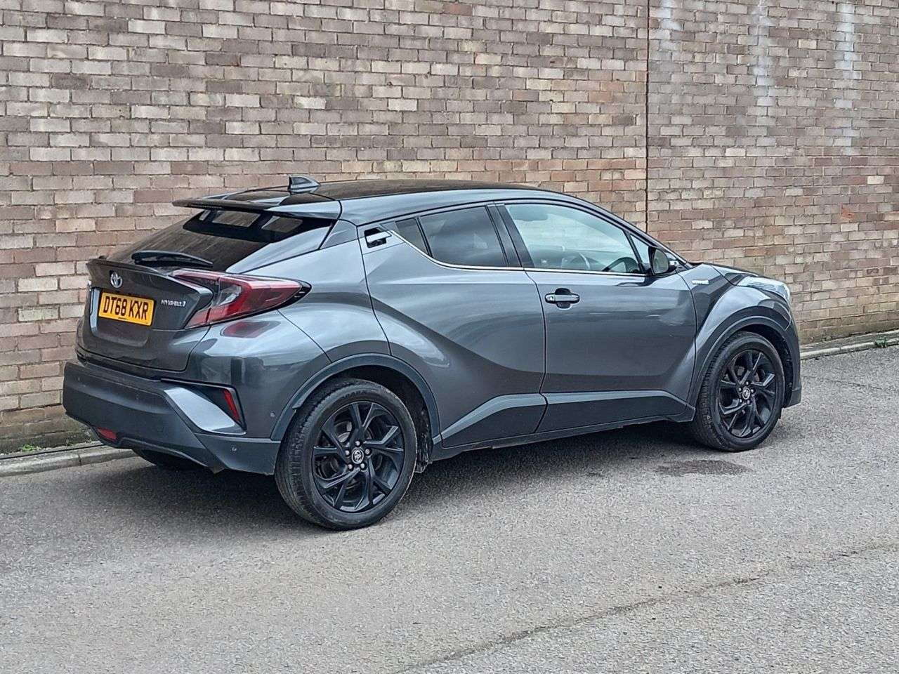 2019 TOYOTA C-HR 2019 TOYOTA C-HR