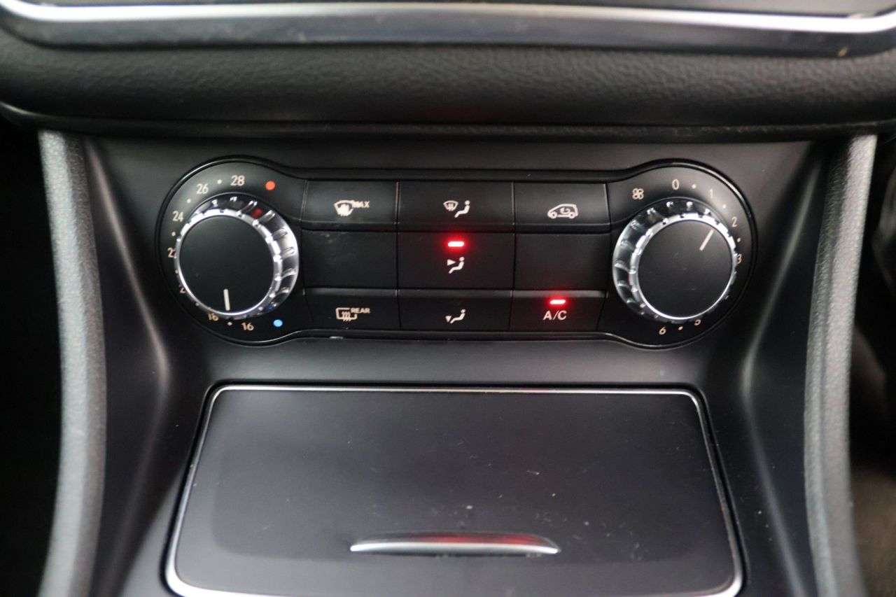 2019 MERCEDES-BENZ GLA CLASS 2019 MERCEDES-BENZ GLA CLASS