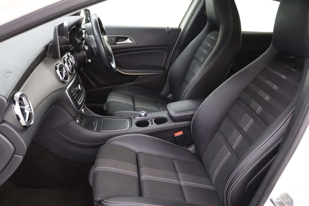 2019 MERCEDES-BENZ GLA CLASS 2019 MERCEDES-BENZ GLA CLASS