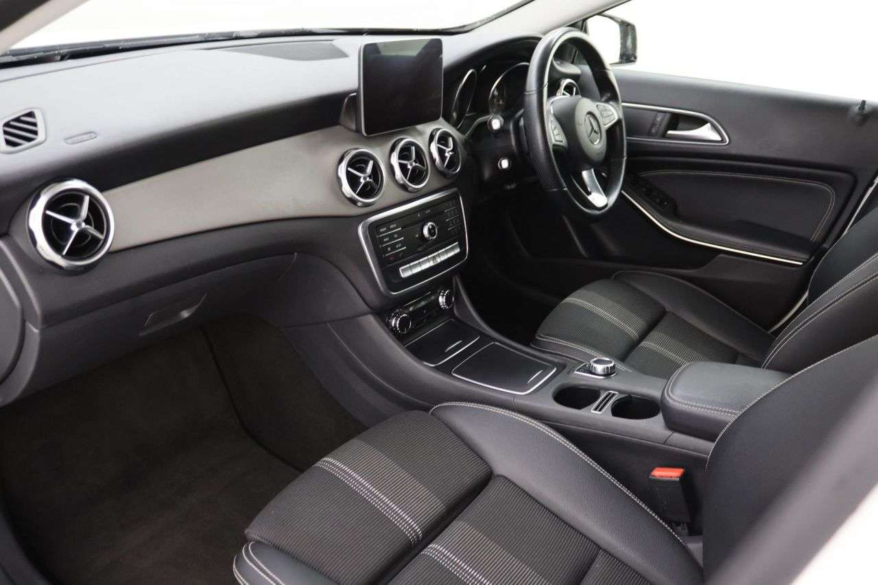 2019 MERCEDES-BENZ GLA CLASS 2019 MERCEDES-BENZ GLA CLASS