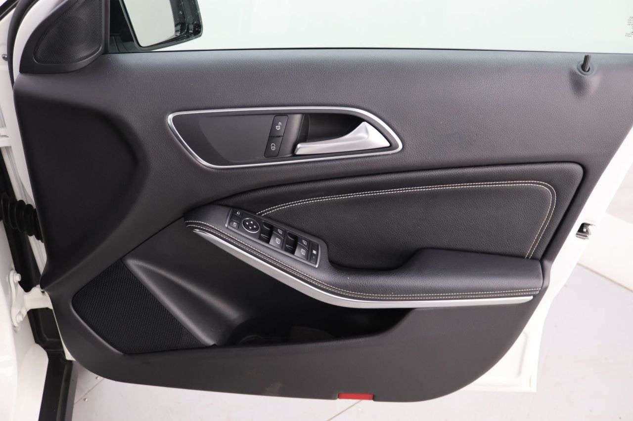 2019 MERCEDES-BENZ GLA CLASS 2019 MERCEDES-BENZ GLA CLASS