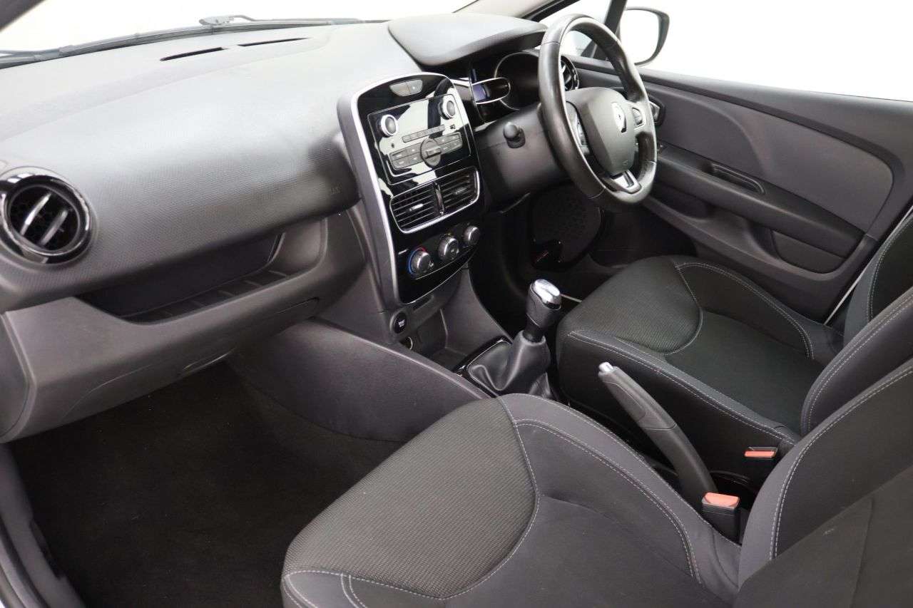 2018 RENAULT CLIO 2018 RENAULT CLIO