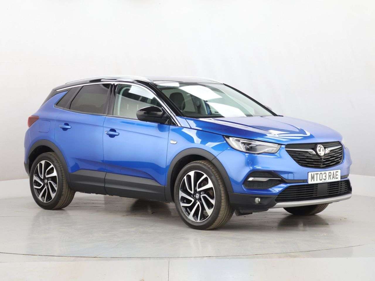 A 2018 VAUXHALL GRANDLAND X 1.2 Turbo Elite Nav SUV 5dr Petrol Manual Euro 6 (s/s) (130 ps) A 2018 VAUXHALL GRANDLAND X 1.2 Turbo Elite Nav SUV 5dr Petrol Manual Euro 6 (s/s) (130 ps)