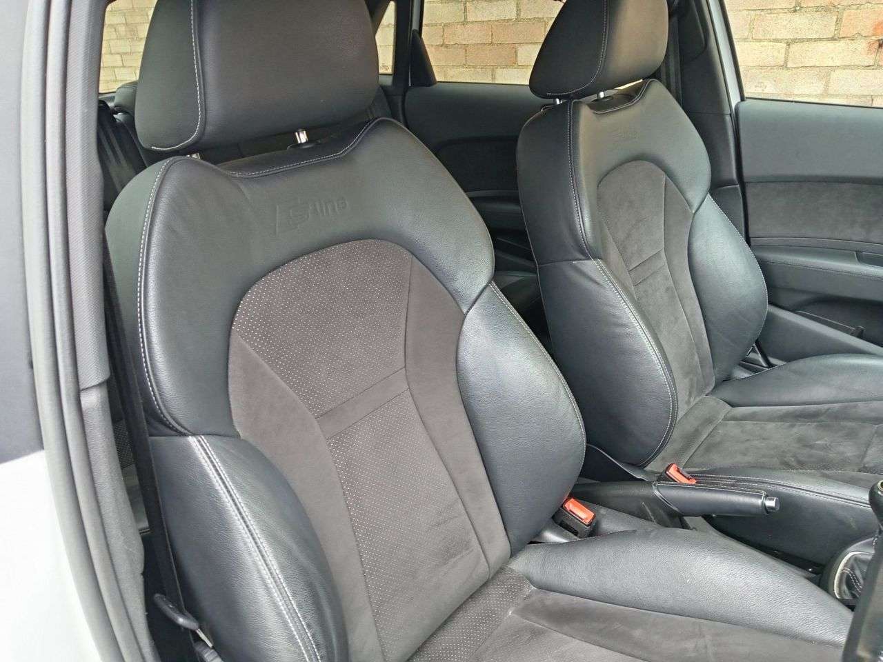 2016 AUDI A1 2016 AUDI A1