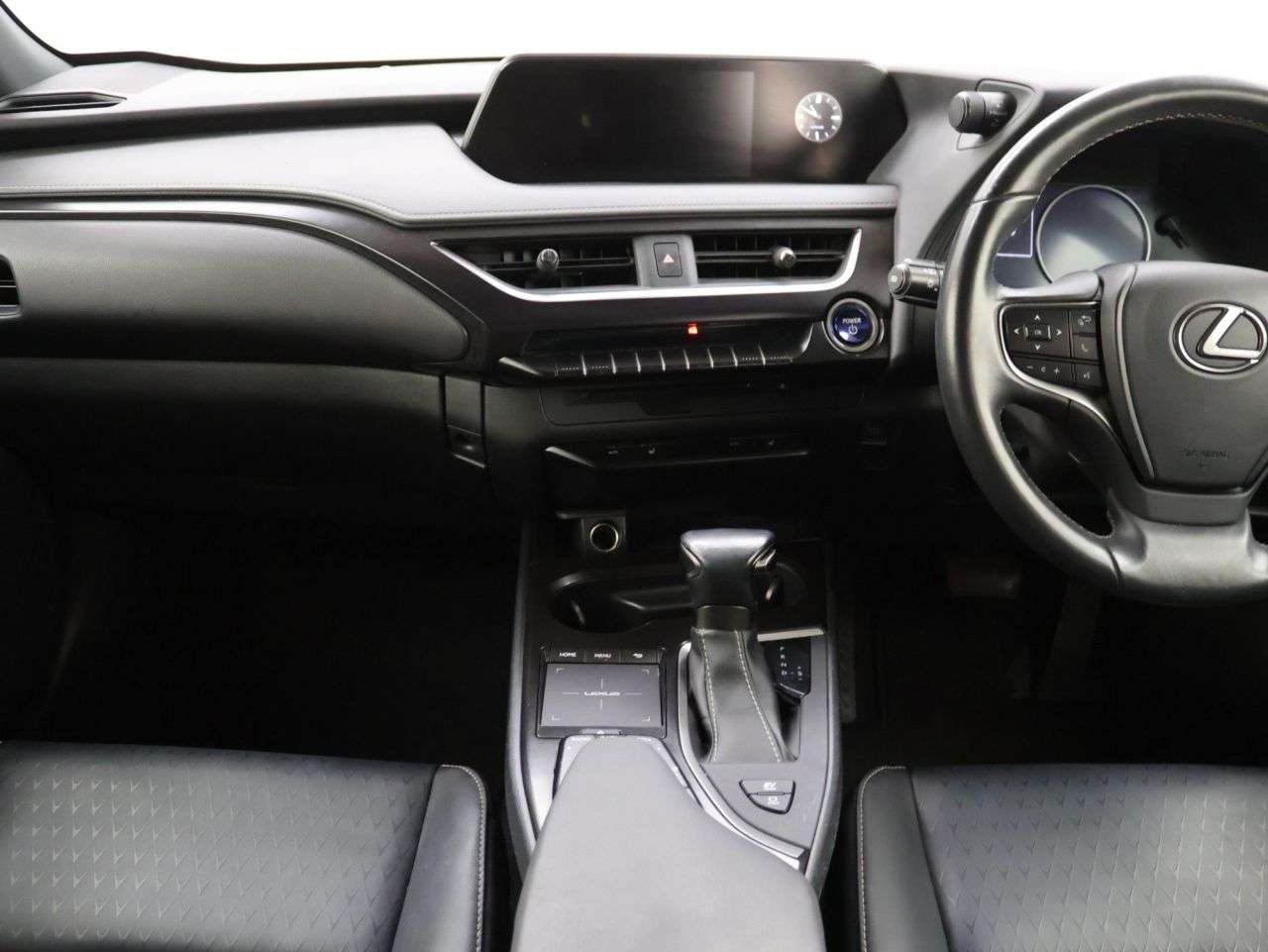 2022 LEXUS UX 2022 LEXUS UX