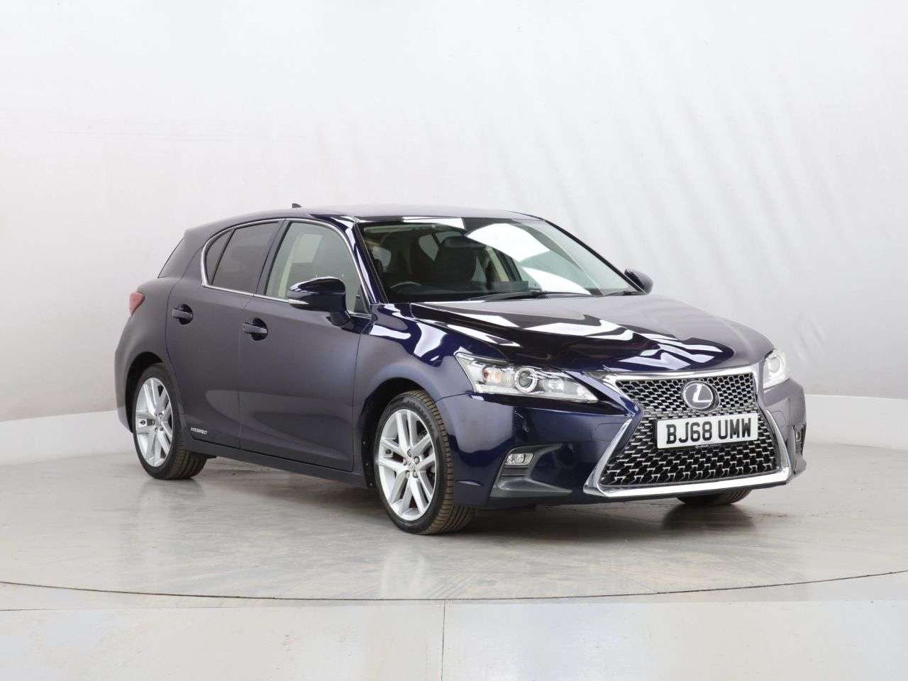 A 2018 LEXUS CT 1.8 200h Luxury Hatchback 5dr Petrol Hybrid E-CVT Euro 6 (s/s) (136 ps) A 2018 LEXUS CT 1.8 200h Luxury Hatchback 5dr Petrol Hybrid E-CVT Euro 6 (s/s) (136 ps)