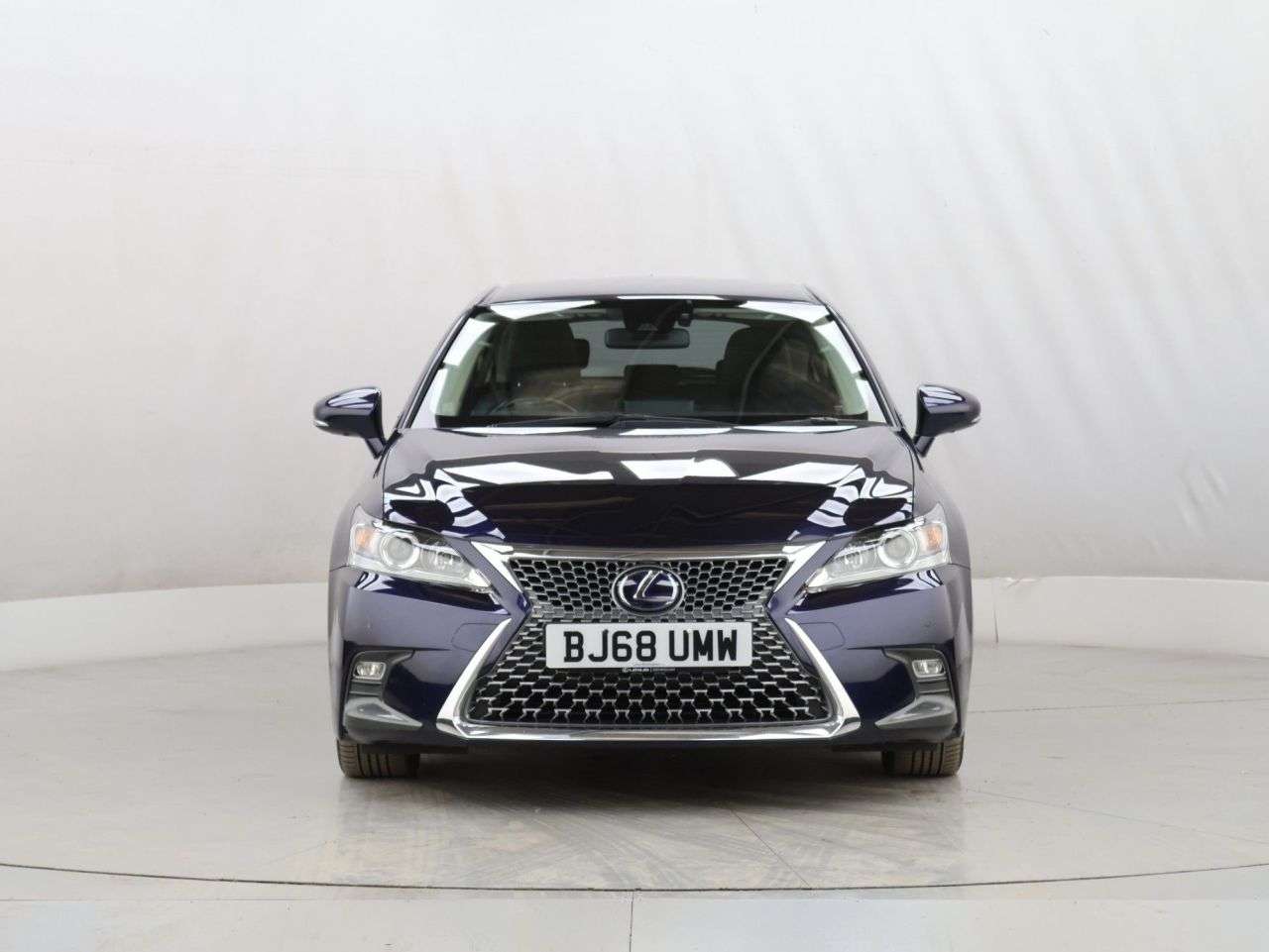 A 2018 LEXUS CT 1.8 200h Luxury Hatchback 5dr Petrol Hybrid E-CVT Euro 6 (s/s) (136 ps) A 2018 LEXUS CT 1.8 200h Luxury Hatchback 5dr Petrol Hybrid E-CVT Euro 6 (s/s) (136 ps)