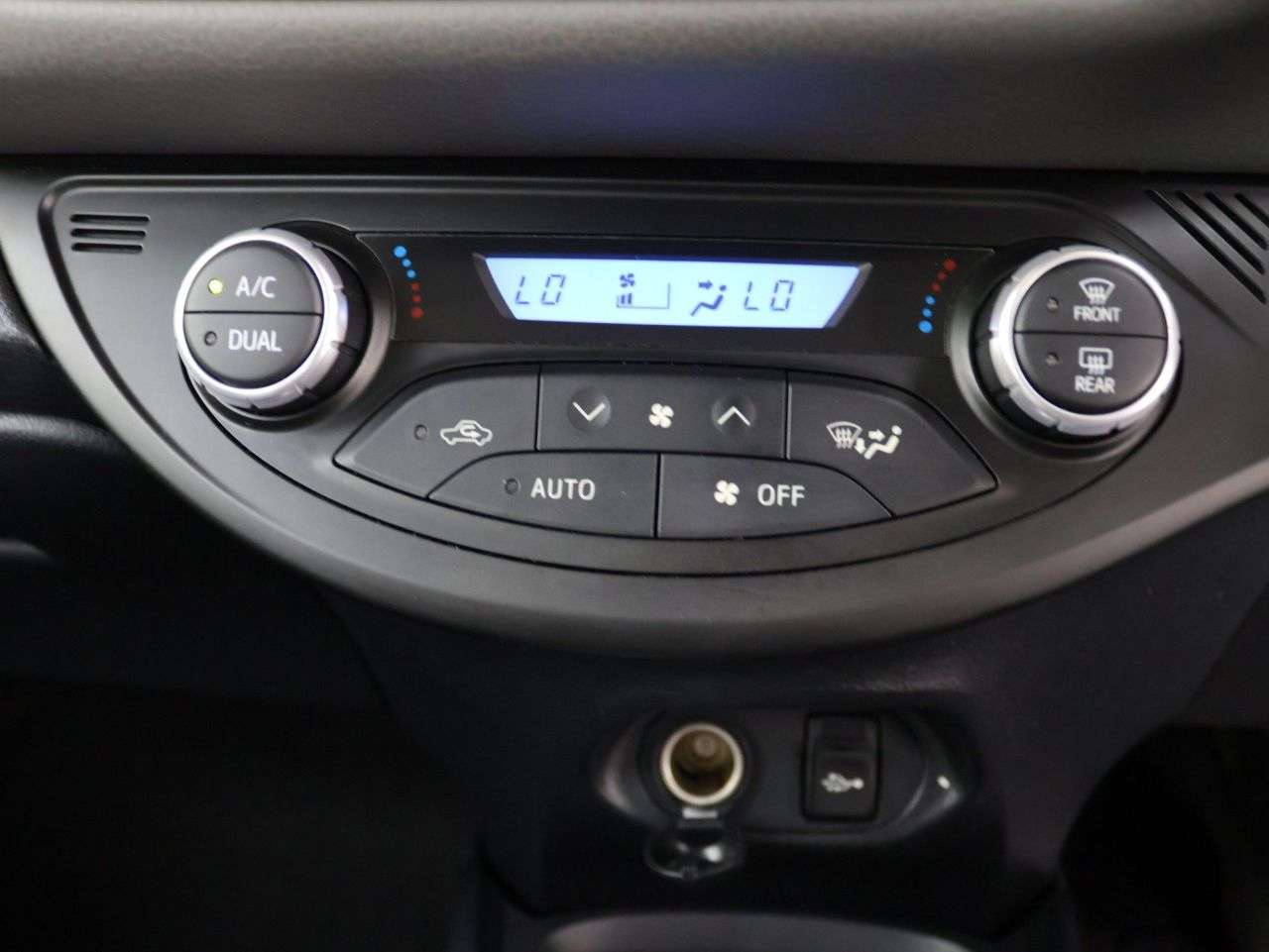 2019 TOYOTA YARIS 2019 TOYOTA YARIS